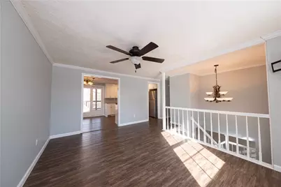 202 Cameron Dr, Cranberry Township, PA 16066 - Photo 4