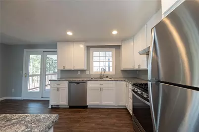 202 Cameron Dr, Cranberry Township, PA 16066 - Photo 8