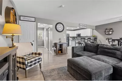 402 Acre Ave, Twp of But NW, PA 16001 - Photo 10