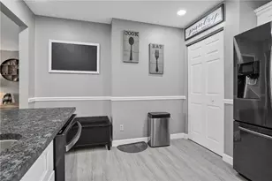 402 Acre Ave, Twp of But NW, PA 16001 - Photo 16