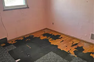 337 Poe Dr, Pittsburgh, PA 15235 - Photo 8