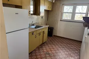 337 Poe Dr, Pittsburgh, PA 15235 - Photo 10