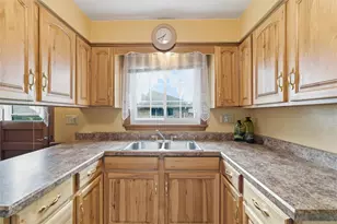 2001 Cypress Dr, White Oak, PA 15131 - Photo 14