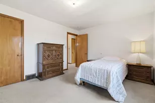 2001 Cypress Dr, White Oak, PA 15131 - Photo 22