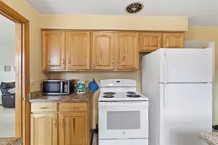 2001 Cypress Dr, White Oak, PA 15131 - Photo 16