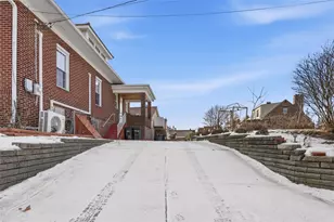 4000 Brownsville Rd, Pittsburgh, PA 15227 - Photo 38