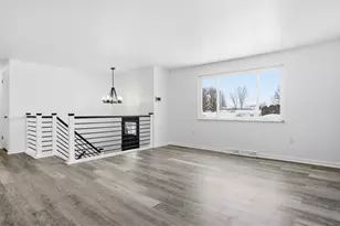 221 Bainbridge Dr, Center Township, PA 15001 - Photo 4