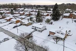 221 Bainbridge Dr, Center Township, PA 15001 - Photo 32