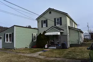 210 Maple Ln, Neville Twp, PA 15225 - Photo 2