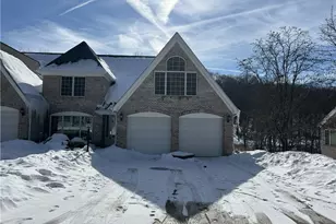 152 St Ives Way, Jackson Township, PA 16063 - Photo 2