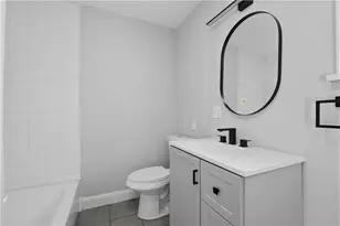 304 E Winter Ave, New Castle, PA 16101 - Photo 14