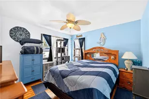 102 Lafayette Dr, Center Township, PA 15061 - Photo 14