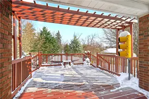 102 Lafayette Dr, Center Township, PA 15061 - Photo 26