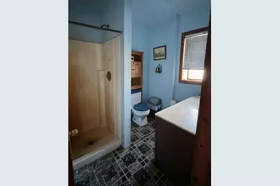 2029 Perry, Springfield Township, PA 16156 - Photo 16