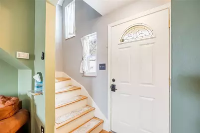 3210 Hazelhurst Ave, Pittsburgh, PA 15227 - Photo 4