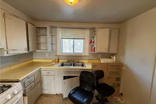 204 McCoy Rd, Stowe Township, PA 15136 - Photo 8