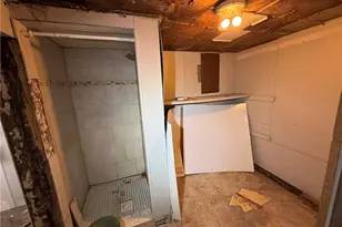 204 McCoy Rd, Stowe Township, PA 15136 - Photo 14