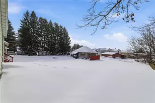 1224 Finch St, New Castle, PA 16101 - Photo 4