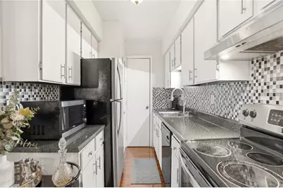 940 Adam Drive #E, Scott Township, PA 15216 - Photo 10