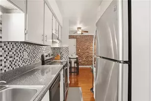 940 Adam Dr, Scott Township, PA 15216 - Photo 12