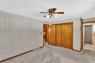 9342 Springfield Dr, Pittsburgh, PA 15101 - Photo 24