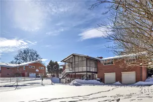 9342 Springfield Dr, Pittsburgh, PA 15101 - Photo 6