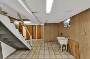 9342 Springfield Dr, Pittsburgh, PA 15101 - Photo 32