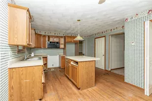 1045 Redoak Dr, Penn Twp, PA 15636 - Photo 12