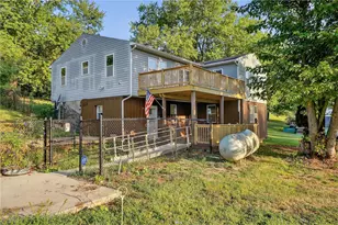 208 McCleary Rd, Raccoon Township, PA 15050 - Photo 2