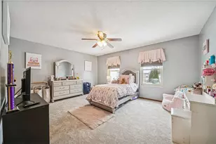 440 Shelbourne Dr, Pittsburgh, PA 15239 - Photo 28