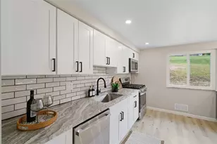 185 Grouse Dr, Elizabeth Twp/Boro, PA 15037 - Photo 8