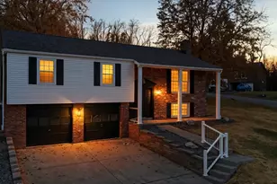 185 Grouse Dr, Elizabeth Twp/Boro, PA 15037 - Photo 2