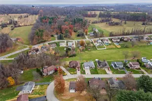 185 Grouse Dr, Elizabeth Twp/Boro, PA 15037 - Photo 48