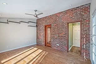 330 Hazel Dr, Pittsburgh, PA 15228 - Photo 14