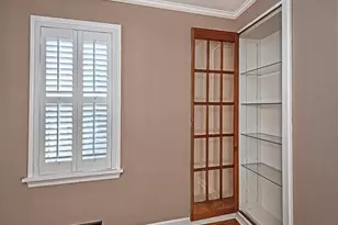 330 Hazel Dr, Pittsburgh, PA 15228 - Photo 10