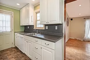 330 Hazel Dr, Pittsburgh, PA 15228 - Photo 2