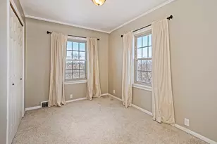 330 Hazel Dr, Pittsburgh, PA 15228 - Photo 18