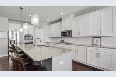 2023 Dantry Dr, Cecil, PA 15317 - Photo 14