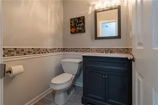 9529 Charley Dr, Pittsburgh, PA 15209 - Photo 18