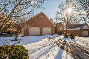 311 Sewickley Ridge Dr, Aleppo, PA 15143 - Photo 2