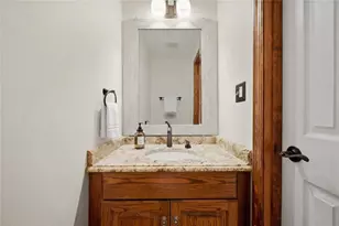 101 Brookshire Dr, Adams Township, PA 16046 - Photo 24