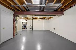 101 Brookshire Dr, Adams Township, PA 16046 - Photo 34