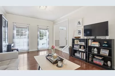 114 Tanglewood Dr, Pine Township, PA 15090 - Photo 4