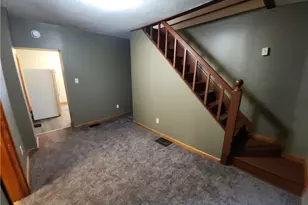 8 Elm St, Bessemer, PA 16112 - Photo 12