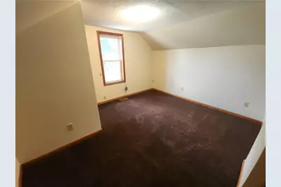 8 Elm Street, Bessemer, PA 16112 - Photo 16