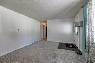 11480 Dennis Cir, North Huntingdon, PA 15642 - Photo 4