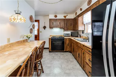 704 Sherwood Cir, Youngwood, PA 15697 - Photo 18