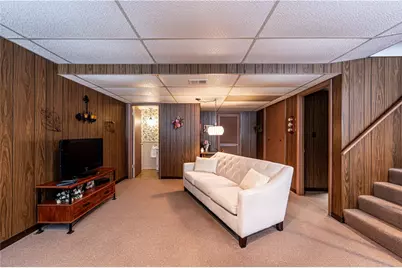 704 Sherwood Cir, Youngwood, PA 15697 - Photo 38