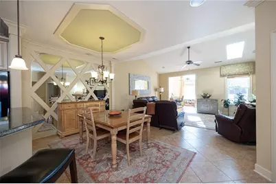 408 Independence Ln #211, Economy, PA 15042 - Photo 4