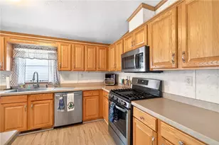 34 Jess Ln, North Fayette, PA 15057 - Photo 8